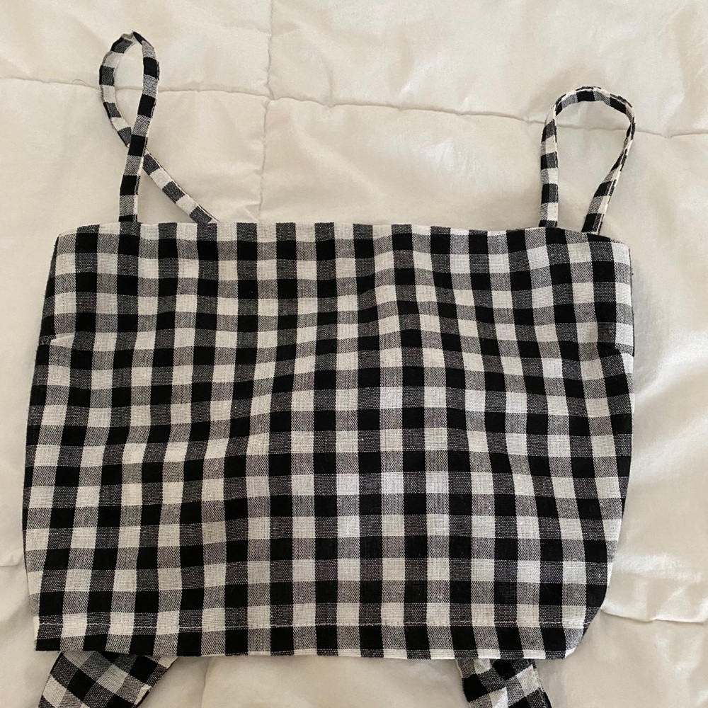 Small tie shirt